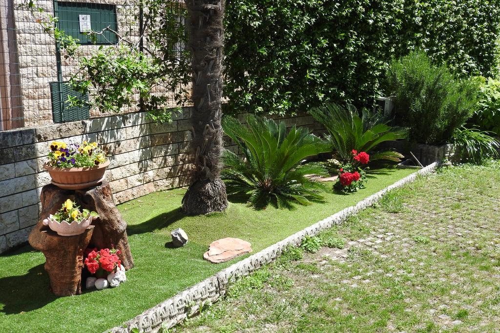 Villa Fiori มัลเชซิเน ภายนอก รูปภาพ